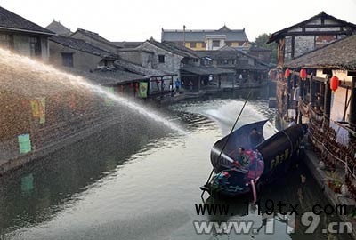 水鄉紹興的消防烏篷船