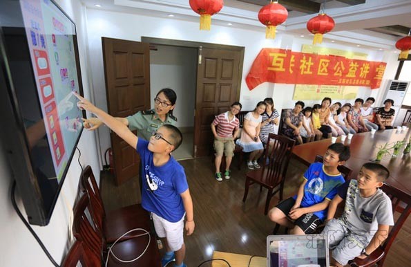 湖州支隊(duì)廣泛開(kāi)展青少年暑期消防教育實(shí)踐活動(dòng)