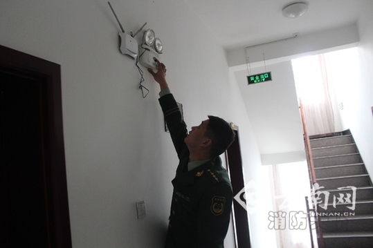嚴(yán)格檢查。