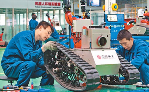消防機器人闊步邁向市場倍受歡迎