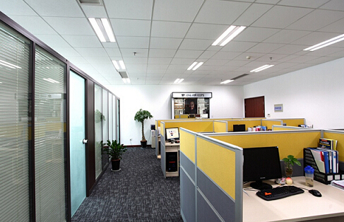 辦公室裝修.jpg u=1620937785,2247362946&fm=26&gp=0.jpg